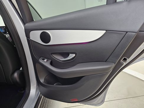 Certified 2022 Mercedes-Benz GLC 300 4MATIC w/ Premium Package Lite image 31