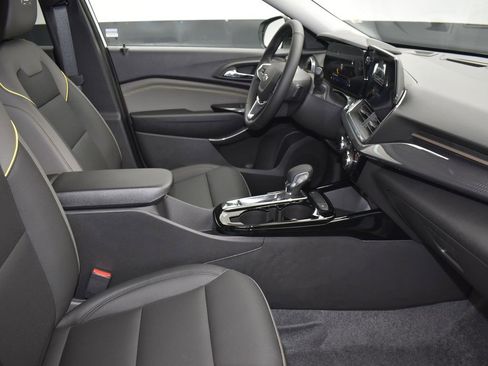 New 2026 Chevrolet Trax ACTIV image 24