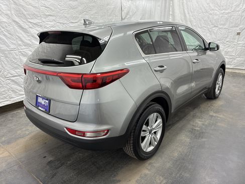 Used 2019 Kia Sportage LX AWD/4WD image 3