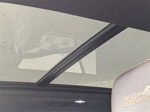 Certified 2023 Chevrolet Tahoe High Country w/ Premium Package 2 image 12