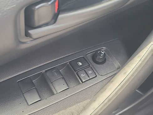 Used 2024 Toyota Corolla LE w/ LE Convenience Package FWD image 19