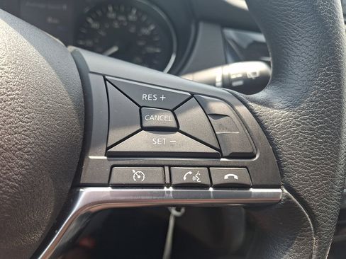 Used 2018 Nissan Rogue Sport S AWD/4WD image 21