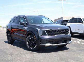 New 2025 Kia Sorento S w/ Panoramic Sunroof Package video 2