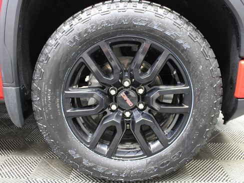 Used 2026 GMC Sierra 1500 Pro w/ Graphite Edition AWD/4WD image 13