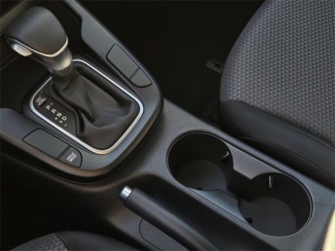 Certified 2025 Kia Soul LX image 21