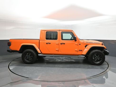 New 2025 Jeep Gladiator Sport image 26