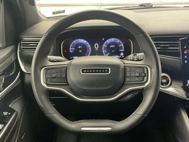 Used 2022 Jeep Wagoneer Series II AWD/4WD image 7
