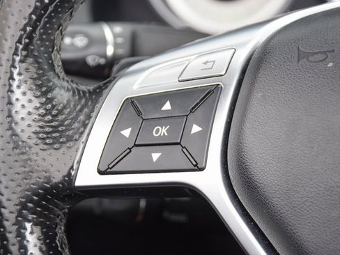 Used 2015 Mercedes-Benz E 400 Cabriolet image 21