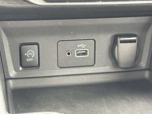 Used 2025 Nissan Sentra S FWD image 12