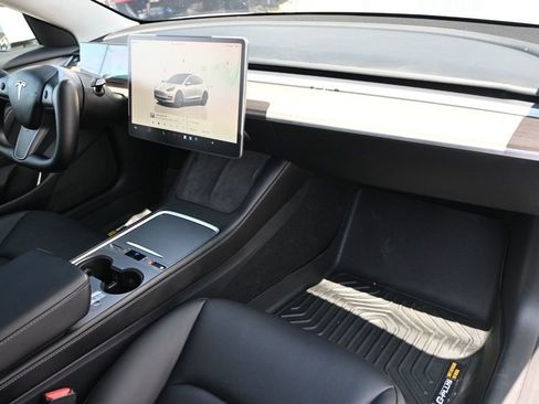 Used 2023 Tesla Model 3 Standard Range RWD image 14