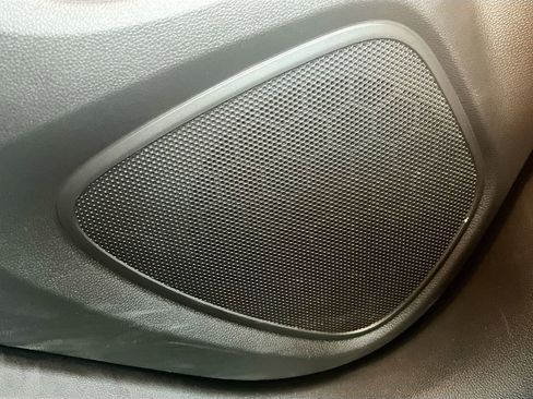 Used 2023 Buick Encore GX Select w/ Safety Package II image 18