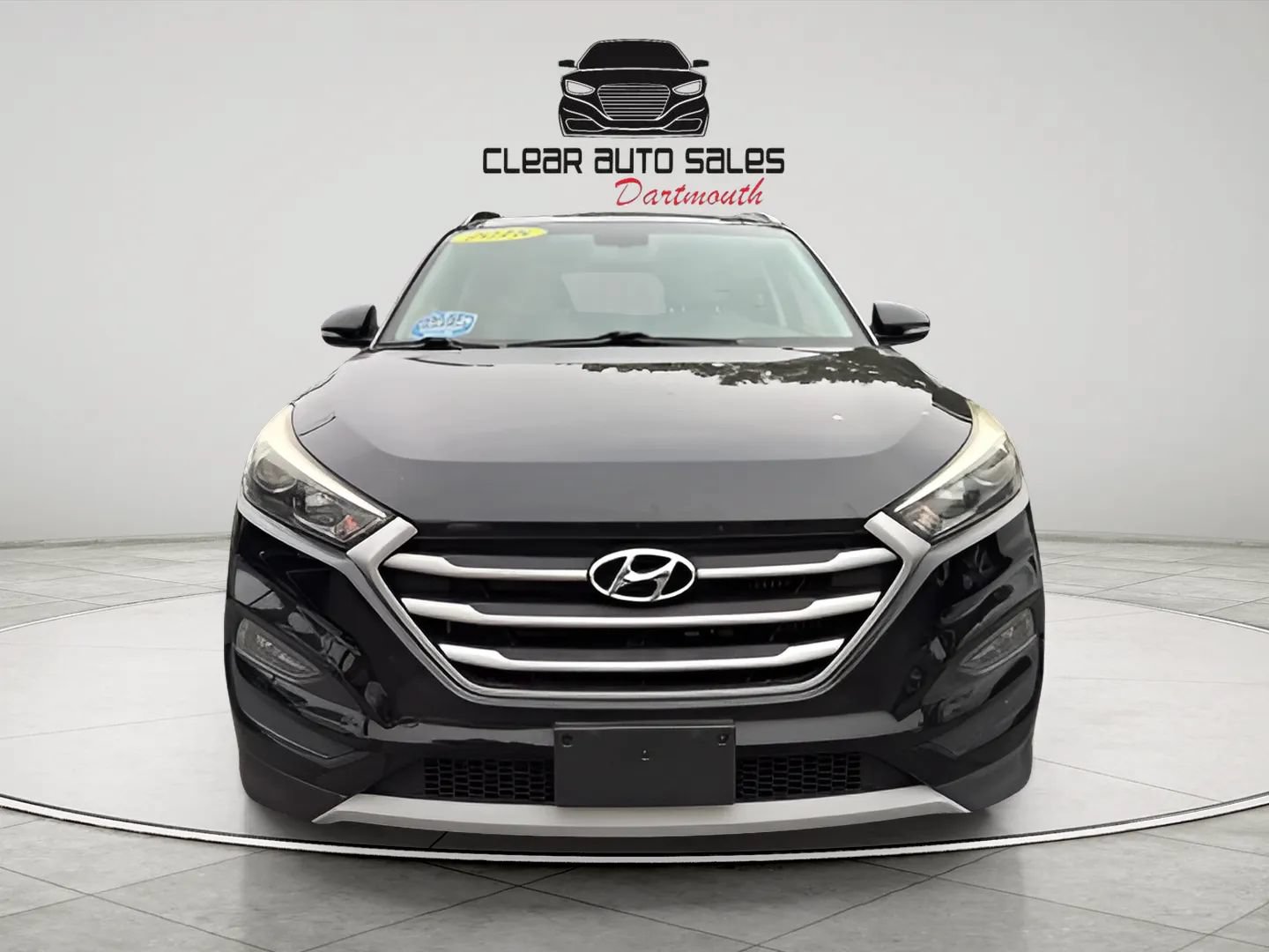Used 2018 Hyundai Tucson Value AWD/4WD image 2
