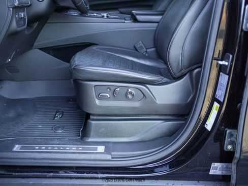 Used 2023 Cadillac Escalade ESV Sport Platinum image 64