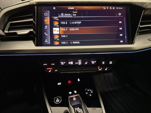 Used 2023 Audi Q4 e-tron Premium Plus w/ Premium Plus image 20