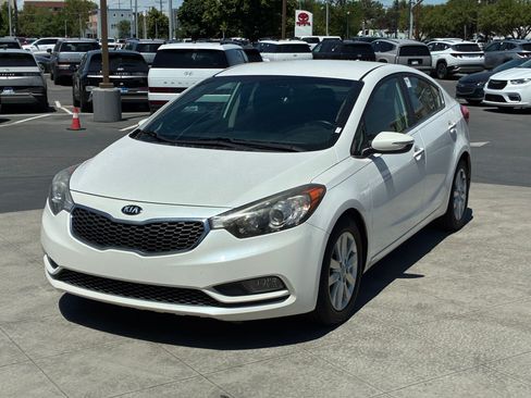 Used 2015 Kia Forte EX FWD image 9
