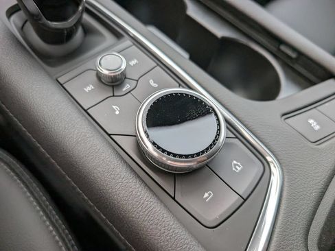New 2026 Cadillac XT5 Luxury FWD image 27