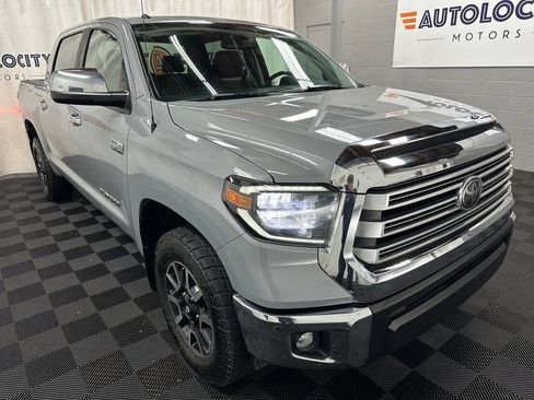 Used 2019 Toyota Tundra Limited w/ Limited Premium Package AWD/4WD image 2