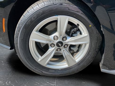 Used 2024 Ford Mustang Coupe RWD image 37