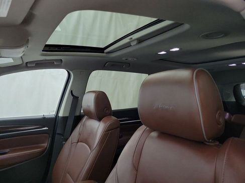 Certified 2021 Buick Enclave Avenir w/ Avenir Technology Package image 9