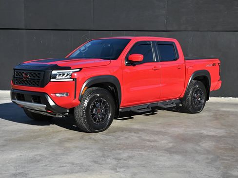 Used 2022 Nissan Frontier PRO-4X w/ Pro-4X Premium Package image 1