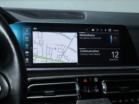 Certified 2022 BMW X5 xDrive45e w/ Executive Package image 28