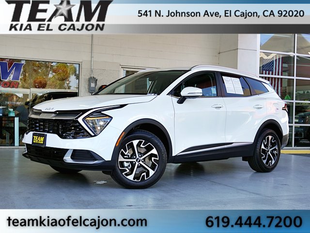 Certified 2025 Kia Sportage EX AWD/4WD image 2