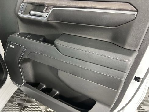 Used 2023 Chevrolet Silverado 1500 LTZ image 33