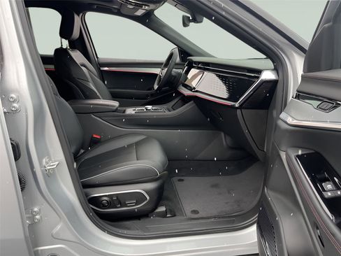 Used 2025 Jeep Wagoneer S Limited image 26