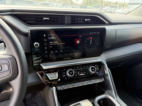 Used 2026 GMC Sierra 1500 Denali image 19