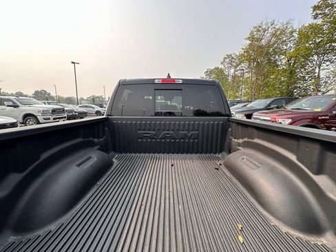 Used 2023 RAM 1500 Laramie AWD/4WD image 16