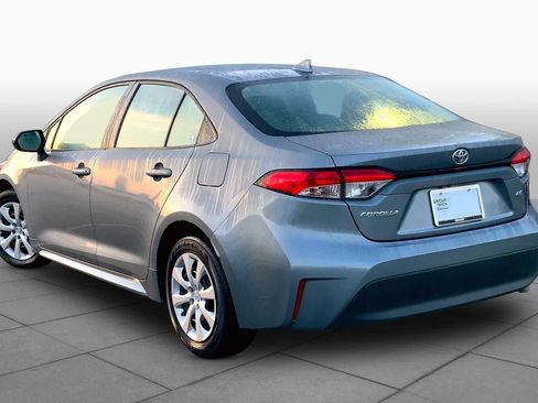 Used 2024 Toyota Corolla LE FWD image 12