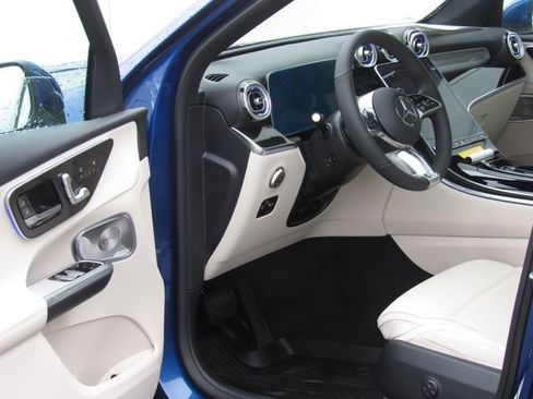 New 2026 Mercedes-Benz GLC 300 4MATIC image 8