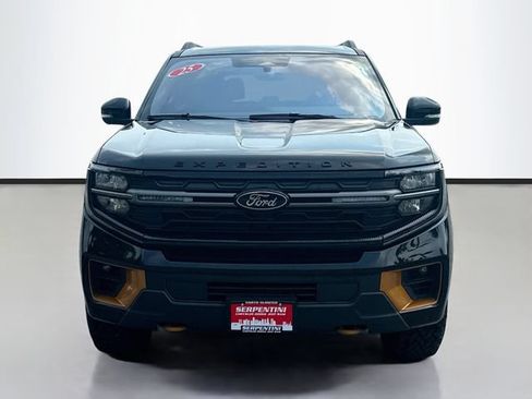 Used 2025 Ford Expedition Tremor AWD/4WD image 4