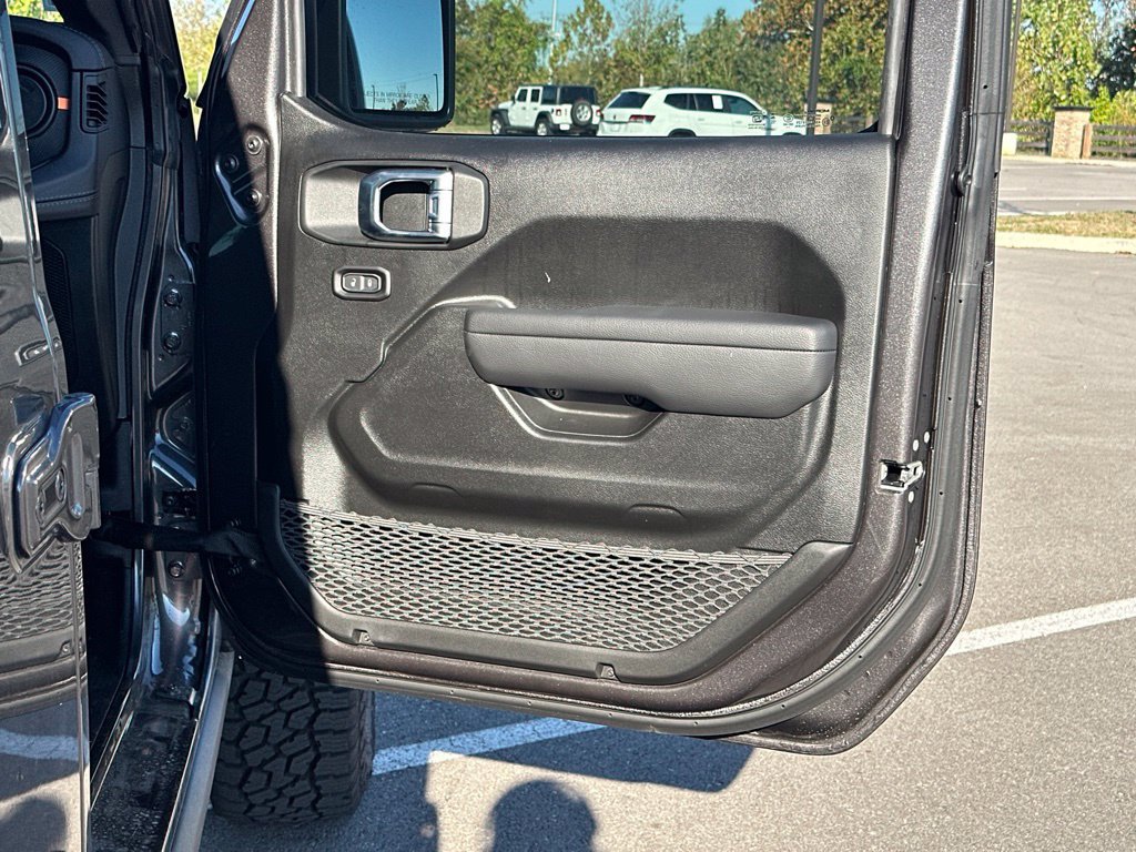 New 2026 Jeep Gladiator Mojave AWD/4WD image 18