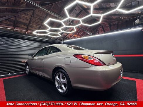 Used 2006 Toyota Solara SE w/ Exterior Pkg FWD image 4