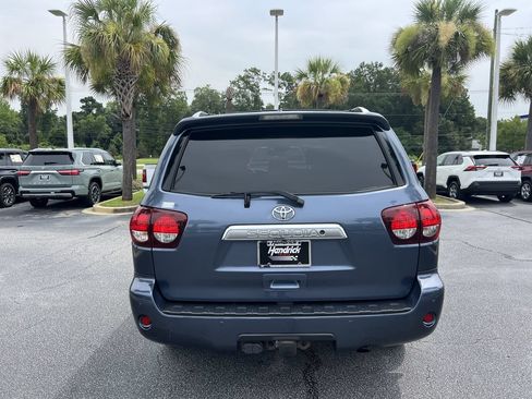 Used 2019 Toyota Sequoia Limited AWD/4WD image 9