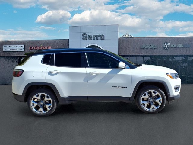 Used 2018 Jeep Compass Limited w/ Navigation Group AWD/4WD image 8
