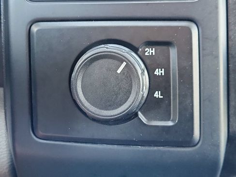 Used 2020 Ford F150 XL w/ Equipment Group 101A Mid AWD/4WD image 33