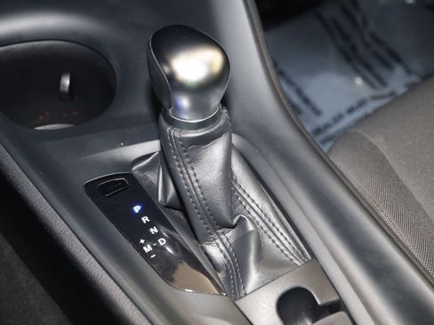 Used 2021 Toyota C-HR LE FWD image 7