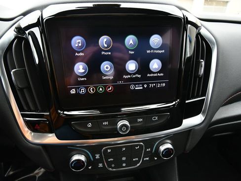 Used 2023 Chevrolet Traverse RS AWD/4WD image 27