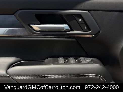 New 2027 GMC Terrain Elevation w/ Technology Package II FWD image 20