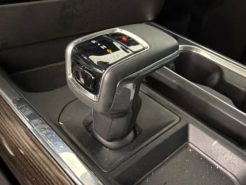 Used 2023 Chevrolet Silverado 1500 LT w/ Z71 Off-Road Package image 31