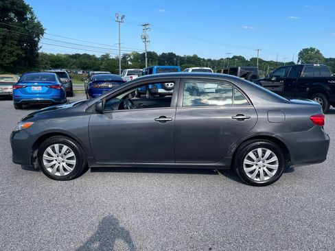 Used 2013 Toyota Corolla LE FWD image 18