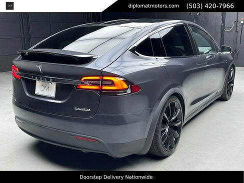 Used 2019 Tesla Model X Performance image 7