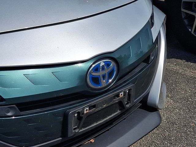 Used 2017 Toyota Prius Prime Advanced w/ Carpet Mat Package FWD image 4
