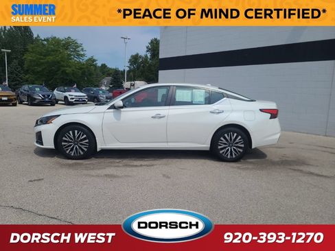 Used 2023 Nissan Altima 2.5 SV AWD/4WD image 3