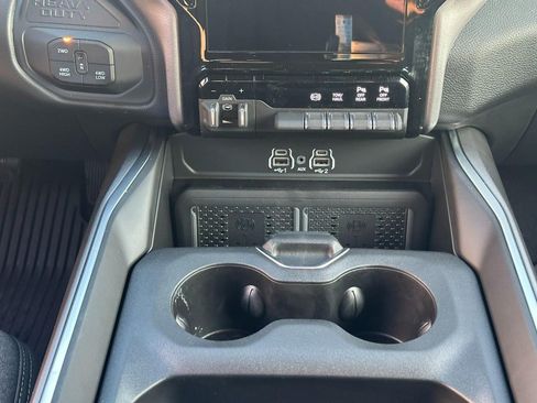 New 2026 RAM 2500 Big Horn AWD/4WD image 10