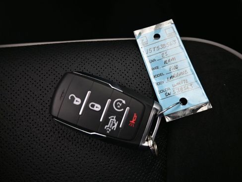 Used 2025 RAM 1500 Laramie image 16