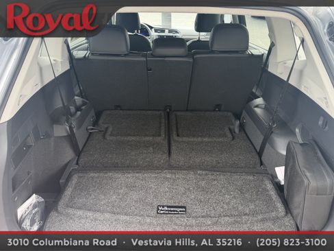 Certified 2023 Volkswagen Tiguan SE FWD image 20