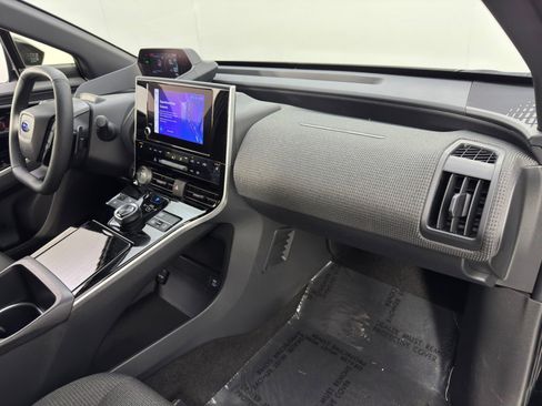 Used 2024 Subaru Solterra Premium image 13